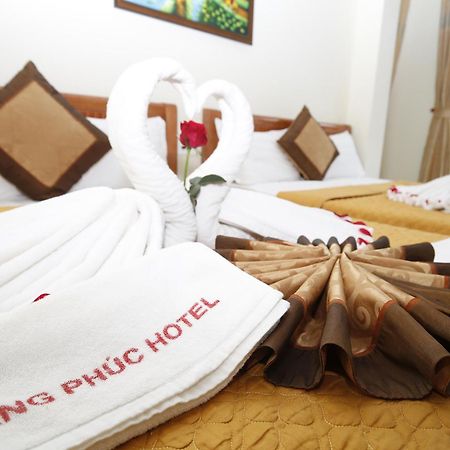 Hoang Phuc Hotel Dong Khe Sau Eksteriør billede