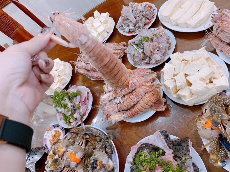 Hoang Phuc Hotel Dong Khe Sau Eksteriør billede