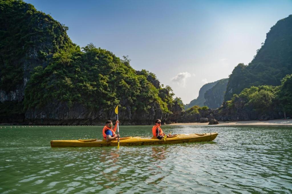 Hoang Phuc Hotel Dong Khe Sau Eksteriør billede