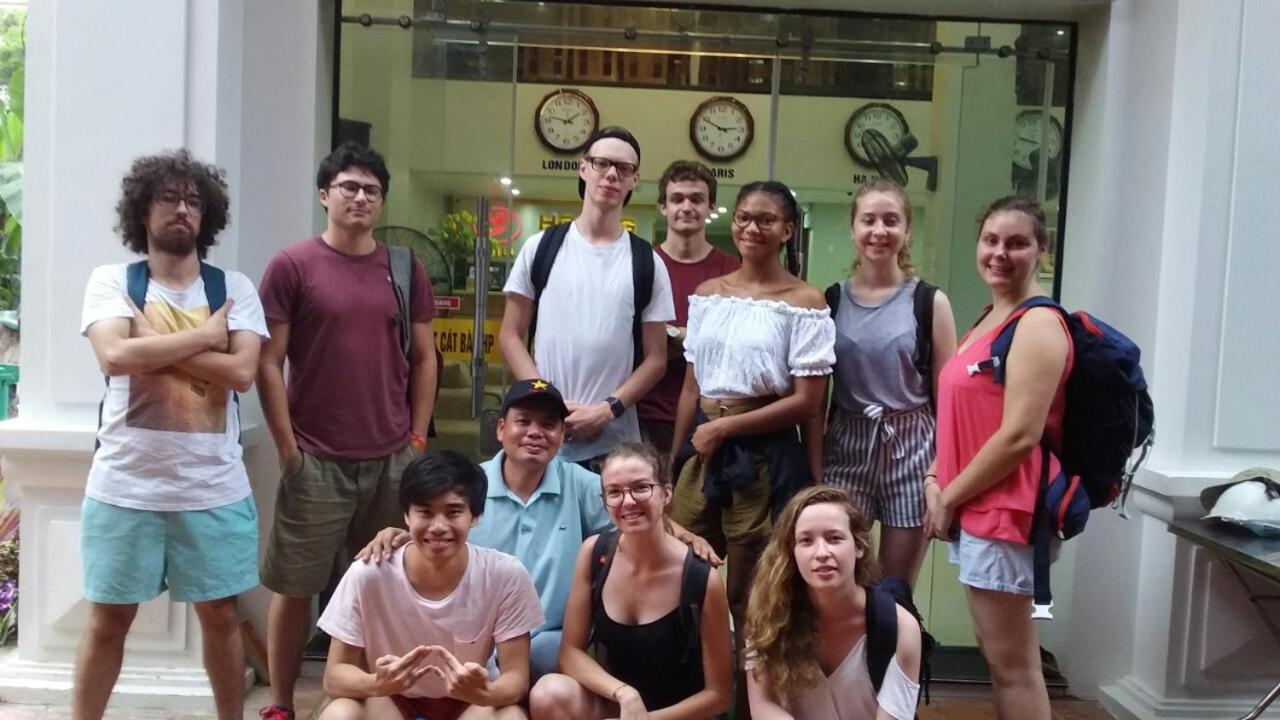 Hoang Phuc Hotel Dong Khe Sau Eksteriør billede